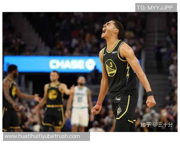 克尼佩尔状态火热近三场场均24分8板三分命中率超高表现引发关注 克尼佩尔状态火热近三场场均24分8板三分命中率超高表现引发关注