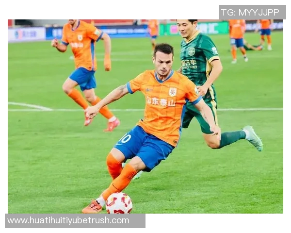 半场战报浙江与泰山战成平局瓦科制造点球却错失机会黄政宇与卡列洛各入一球